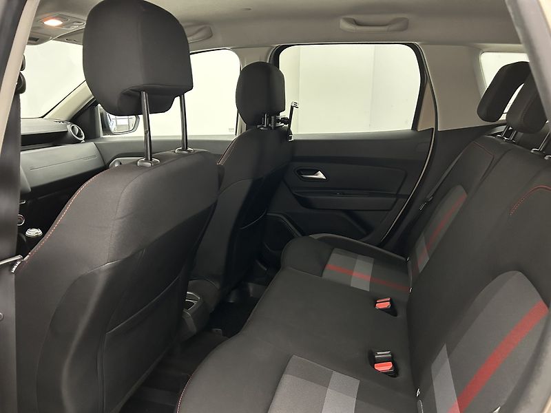 Dacia Duster 1.3 TCe - fotka 19 z 26