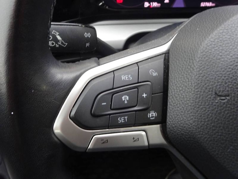 Volkswagen Golf (2022) 1,0 TSi/ 81kW  Life - fotka 21 z 28