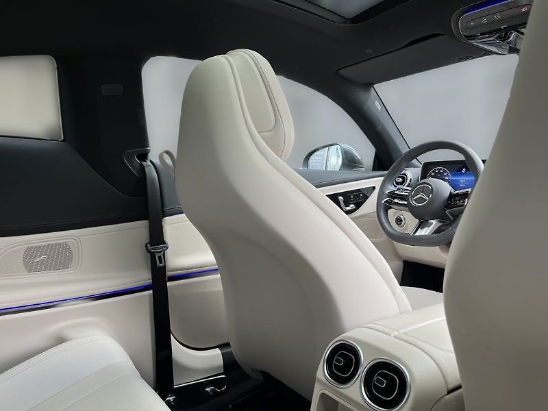Mercedes-Benz CLE Coupé 220d kupé AMG Panorama - fotka 21 z 21
