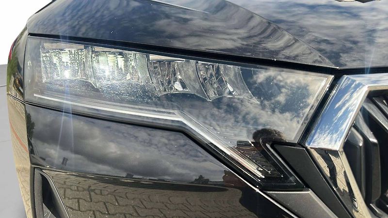 Škoda Octavia Combi Top Selection 2,0TDI/110 - fotka 28 z 30