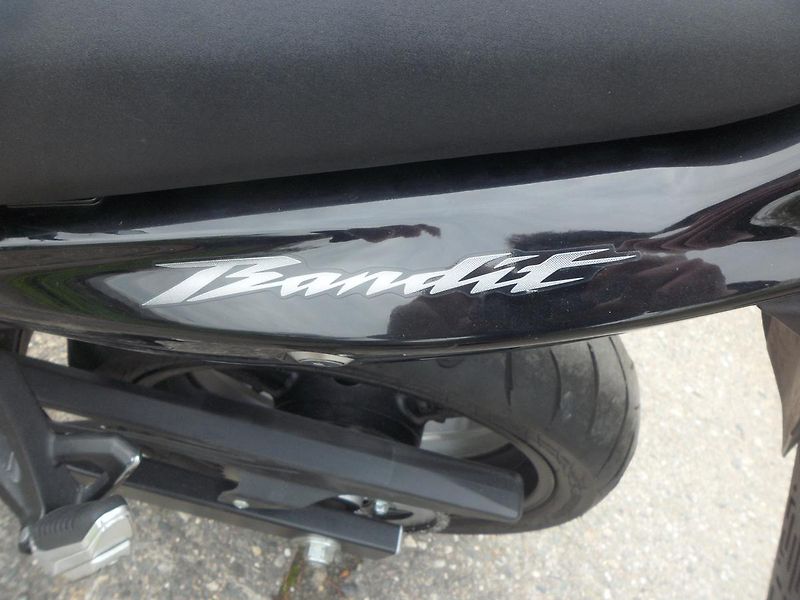Suzuki GSF 650 Bandit - fotka 12 z 17
