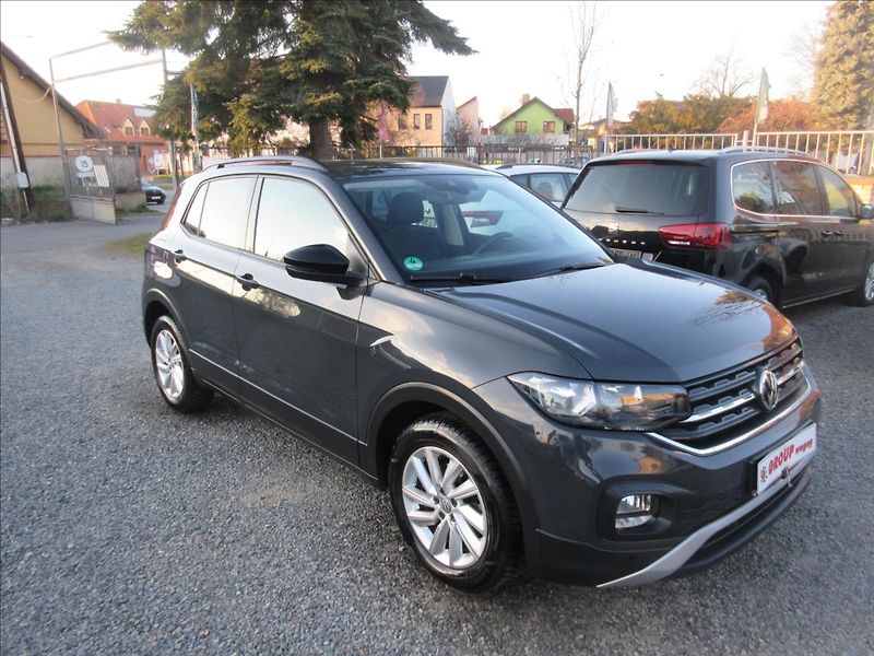 Volkswagen T-Cross 1,0 TSI Edice Life Top Stav - fotka 2 z 14