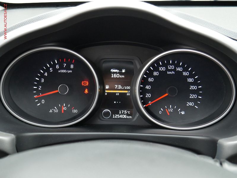 Kia Sportage (2014) 1.6i, ČR, autoAC - fotka 18 z 21