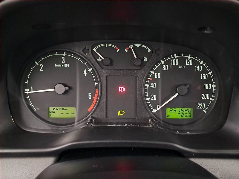 Škoda Octavia (1999) 1.9 TDI, Tažné, Klima - fotka 11 z 17