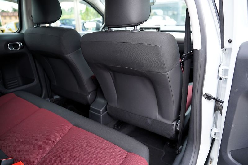 Citroën C4 1.6 BlueHDi, automat/Al./klima - fotka 28 z 36