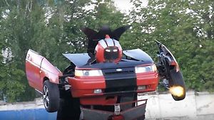 Funkční Transformer ze staré Lady? V Rusku je možné všechno.