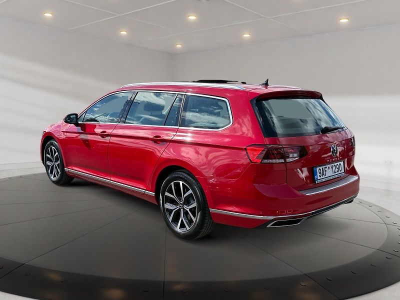 Volkswagen Passat Variant (2022) ELEGANCE 2.0TSI 140kW DSG CZ  - fotka 4 z 11