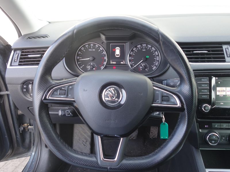 Škoda Octavia (2016) Combi Style 2.0 TDi DSG Xenony - fotka 10 z 17