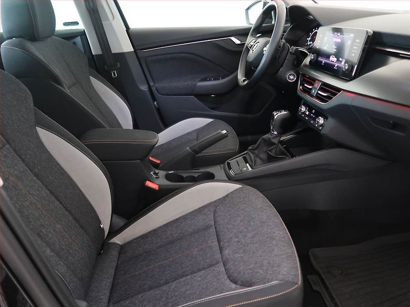 Škoda Kamiq (2022) Style 1.0 TSI - fotka 9 z 16