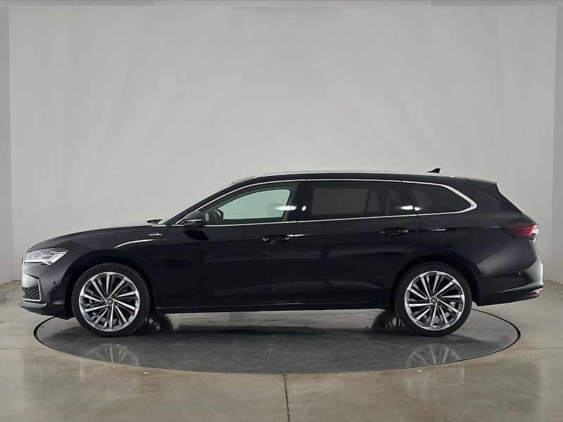 Škoda Superb Laurin & Klement 4x4 DSG - fotka 3 z 31