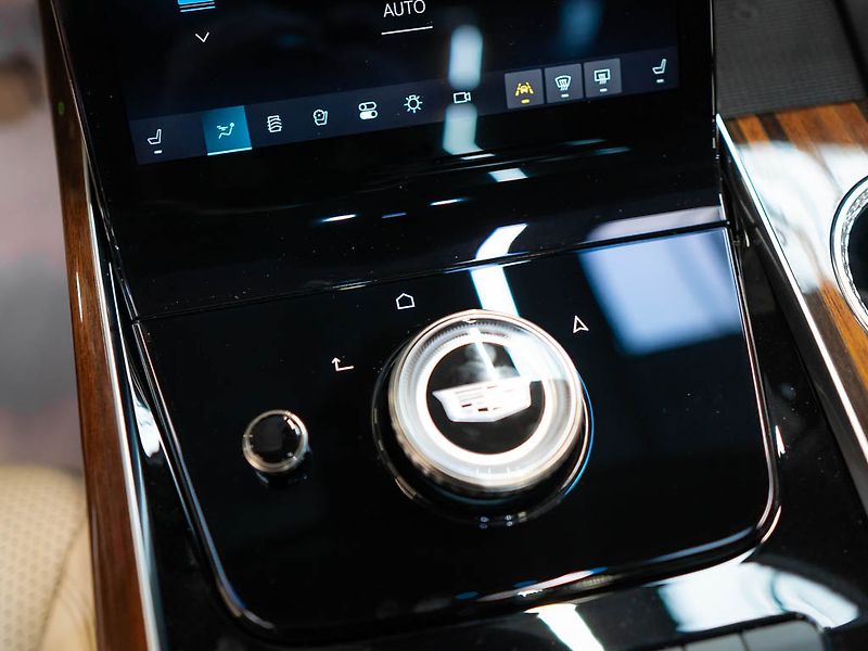 Cadillac Escalade (2026) 6.2 Premium Lux Platinum 2026 - fotka 29 z 50