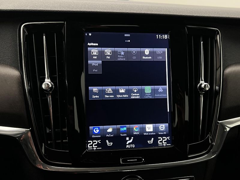 Volvo V90 CC D5 AWD AUT CZ - fotka 28 z 33