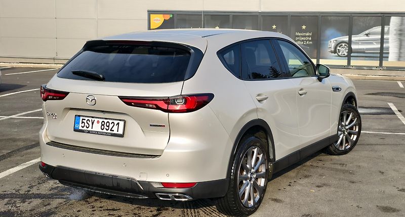 Mazda CX-60 (2023) D 4x4 Exclusive line + pakety - fotka 3 z 11