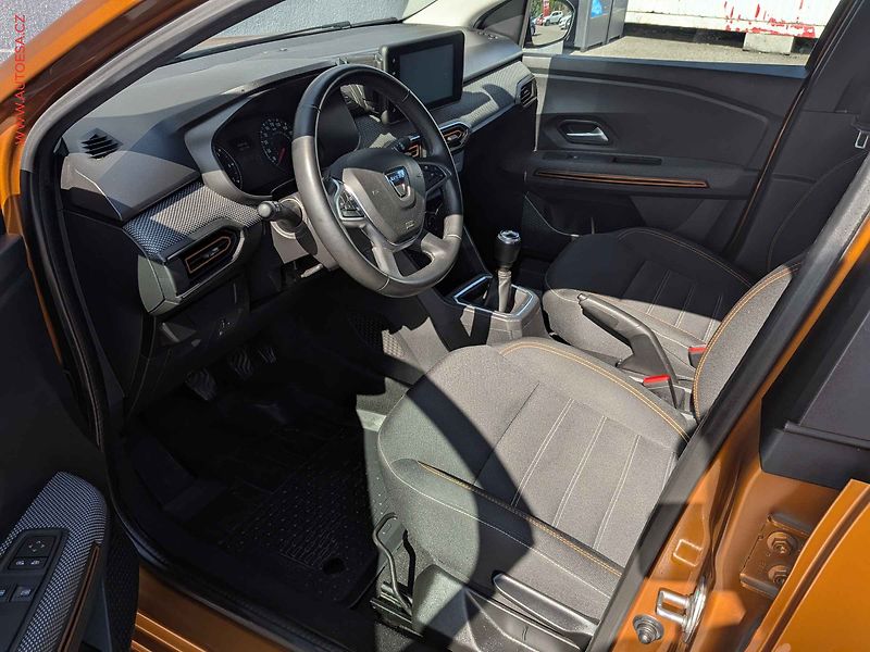 Dacia Sandero (2021) 1.0 TCe, ČR, AC, TZ - fotka 9 z 16