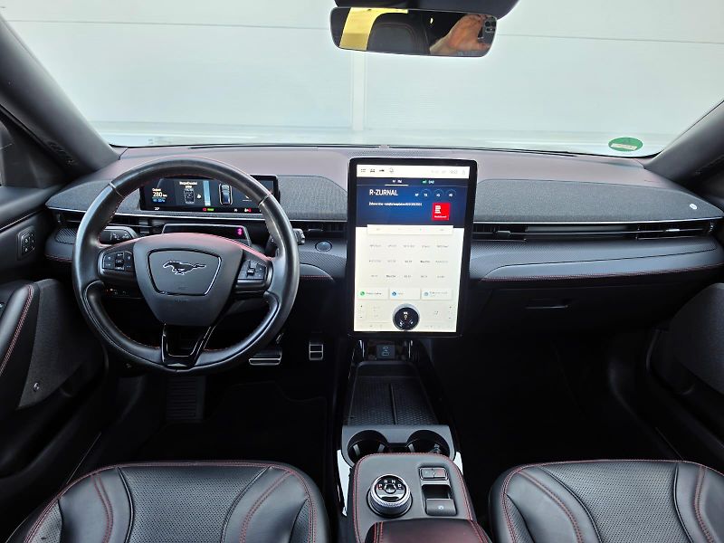 Ford Mustang Mach-E AWD 75kWh 198kW 1.Maj DPH - fotka 5 z 24