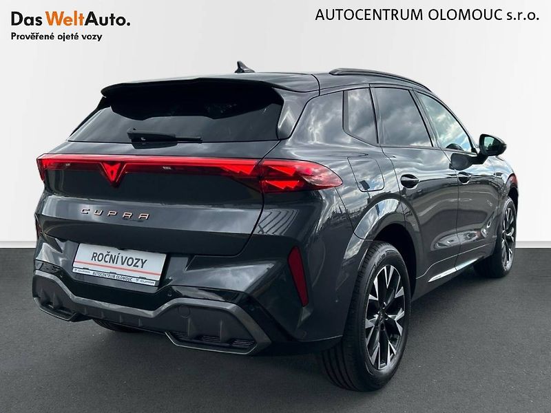Cupra Terramar (2026) 1.5 eTSI 7DSG - fotka 2 z 35