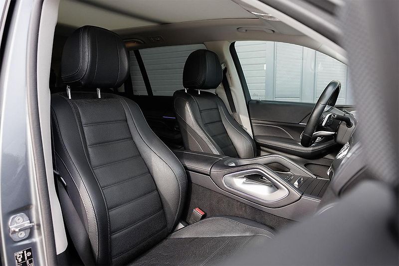 Mercedes-Benz GLS (2019) GLS 400d 4Matic AMG Line - fotka 62 z 63