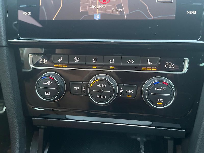 Volkswagen Golf (2018) GTD - fotka 18 z 26