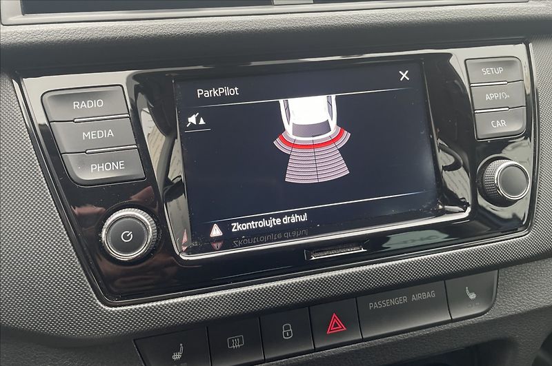 Škoda Fabia 1,0 TSi,1.maj.,ČR,servi.histor - fotka 16 z 23