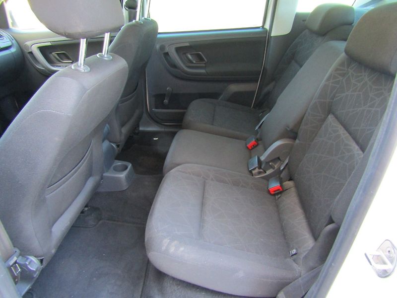 Škoda Roomster (2012) 1.6 TDI 66kW - fotka 21 z 37