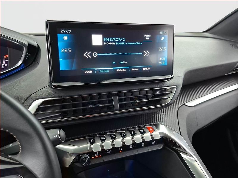Peugeot 5008 (2024) PureTech 130 - fotka 12 z 19