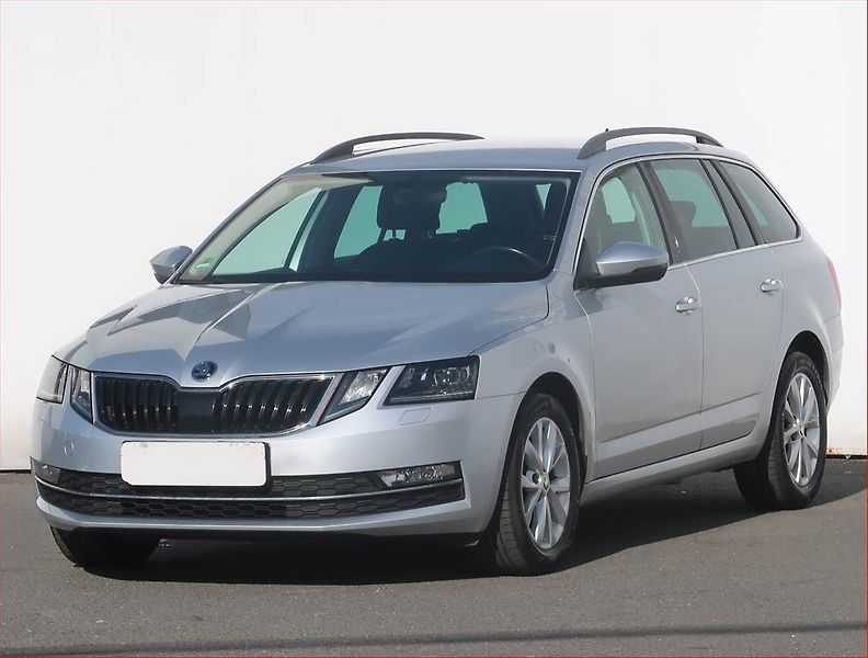 Škoda Octavia (2017) Style 1.6 TDI, Serv.kniha - fotka 2 z 22