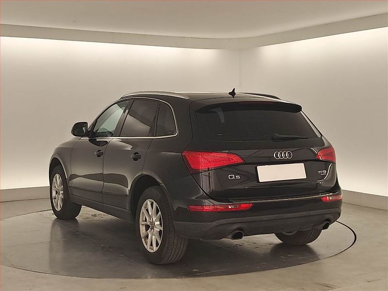 Audi Q5 (2013) Exclusive 2.0 TFSI, 4X4 - fotka 4 z 21