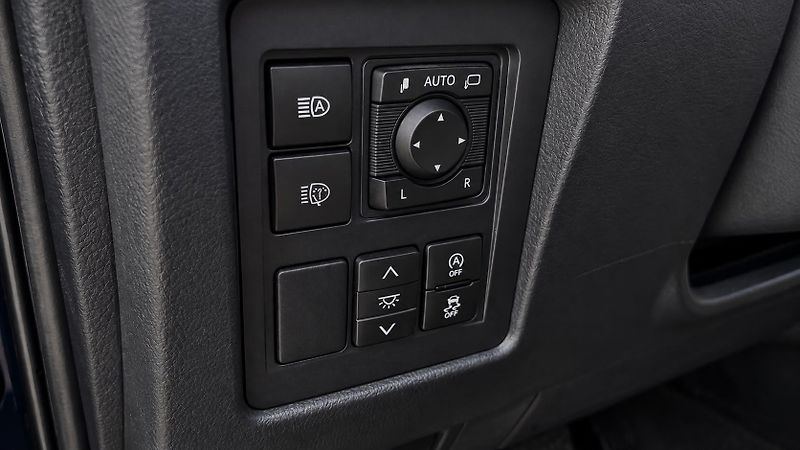 Toyota Land Cruiser (2022) Toyota Land Cruiser Executive  - fotka 11 z 12