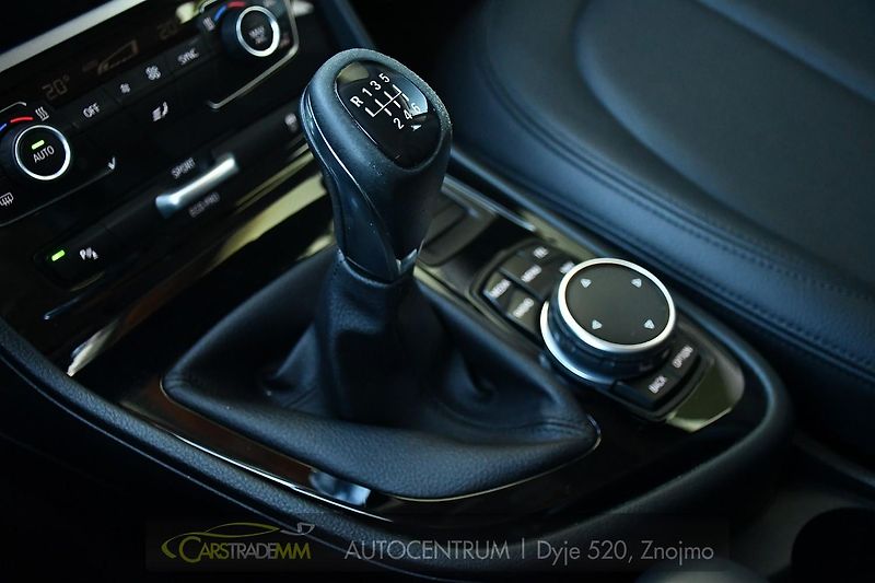 BMW Řada 2 218d GRAND TOURER NAVI PDC HUD - fotka 33 z 49