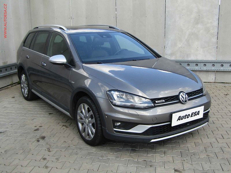 Volkswagen Golf (2015) 2.0 TDi 4x4, Alltrack, DSG - fotografie inzerátu