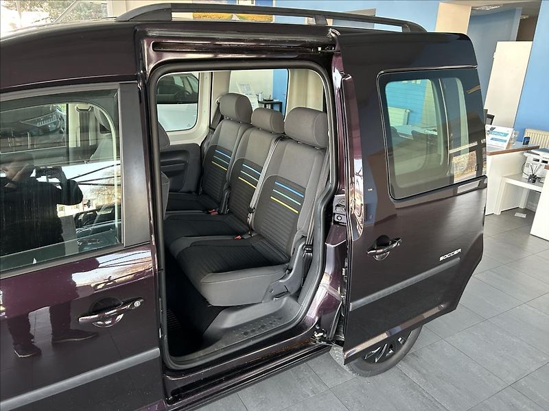 Volkswagen Caddy 1,2   TSI,NOVÉ ROZVODY,5.MÍST - fotka 8 z 20