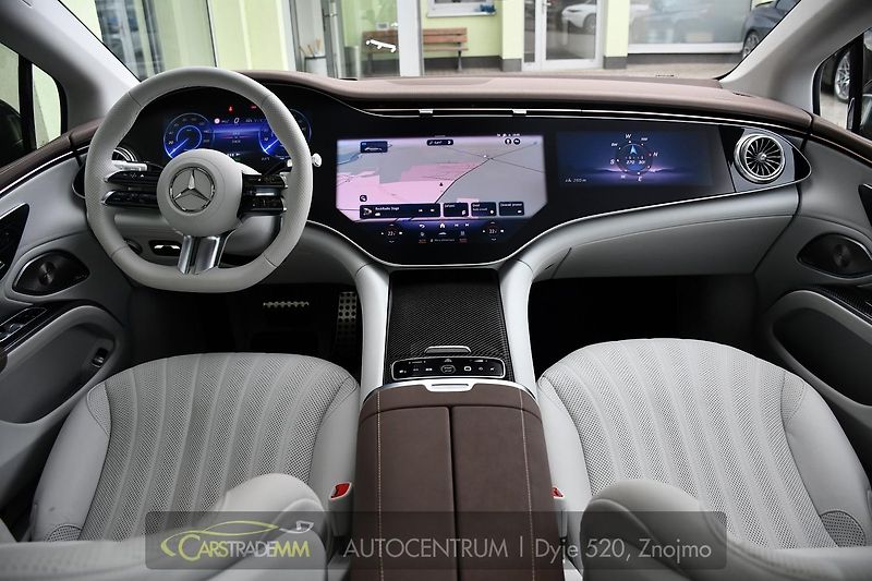 Mercedes-Benz EQS 580 4M HYPERSCREEN K360° 1M - fotka 20 z 59