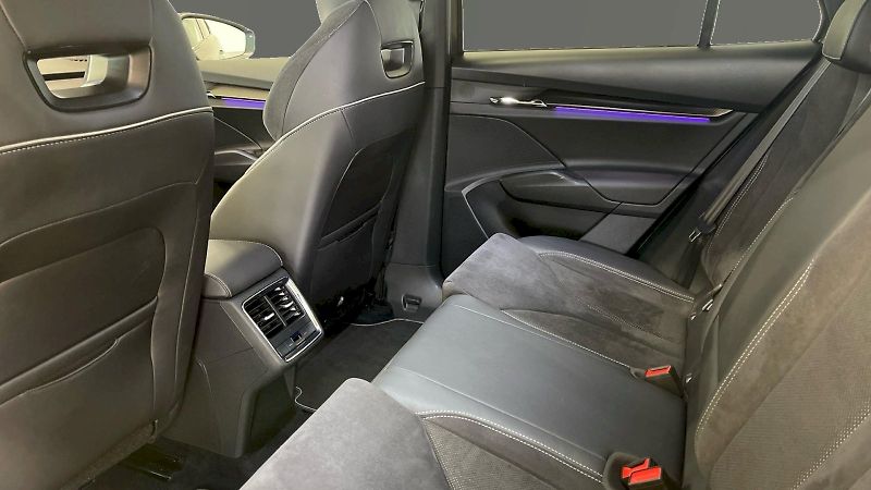 Škoda Enyaq (2022) Sportline 60 132kW - fotka 12 z 32