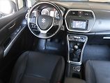 Suzuki SX4 S-Cross (2014) Elegance 1.6 VVT AllGrip, 4X4 - náhled 7