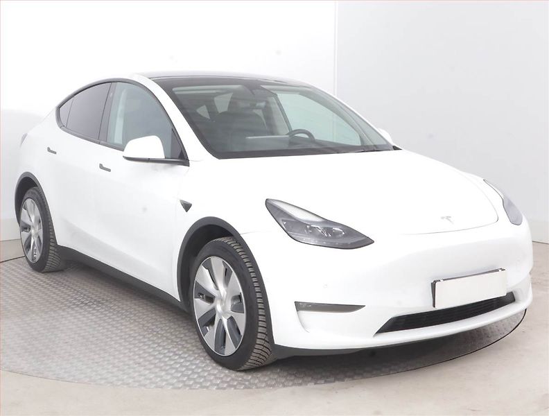 Tesla Model Y (2022) Long Range AWD 79kWh, SoH 90% - fotografie inzerátu