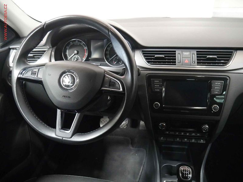 Škoda Rapid (2019) 1.0 TSi, ČR, Style - fotka 13 z 23