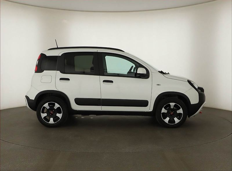 Fiat Panda (2024) Cross 1.0 FireFly, Serv.kniha - fotka 6 z 13