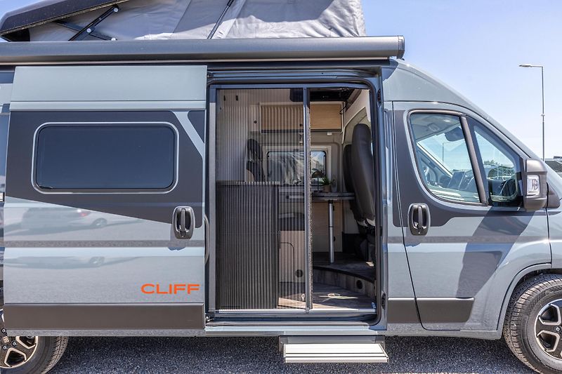 Sunlight (2026) Cliff 600 RT, stan, 140HP, AUT - fotka 13 z 32