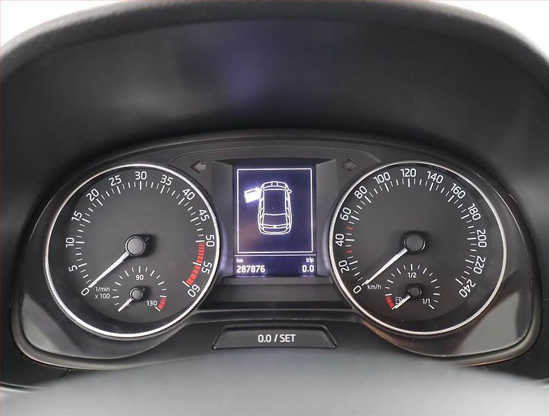 Škoda Fabia (2015) Style 1.4 TDI, nová STK - fotka 11 z 22