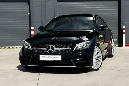 Mercedes-Benz Třídy C (2020) C 220d 4Matic AMG Line - fotka 3 z 81