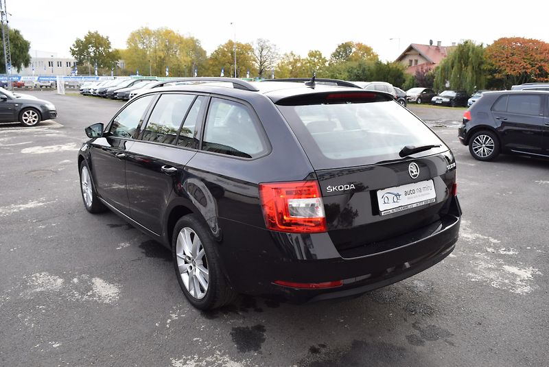 Škoda Octavia (2018) 1.4TSI 110kw AMBITION NAVI APP - fotka 10 z 47