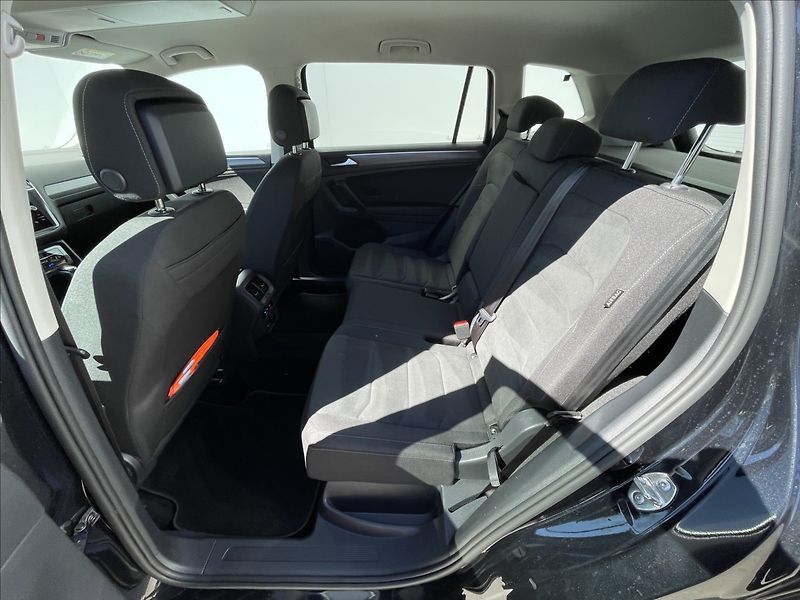 Volkswagen Tiguan Allspace 1,5 TSI DSG Elegance MatrixLED - fotka 15 z 23