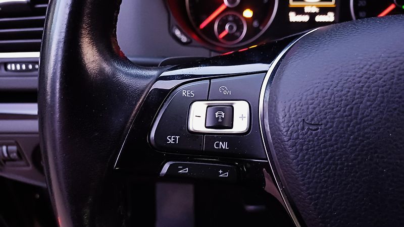 Volkswagen Sharan (2019) TDI 130kW 4Motion 7.míst-DPH - fotka 31 z 50