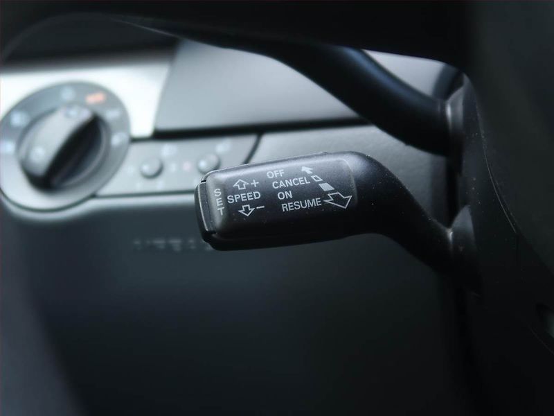 Seat Exeo (2011) 2.0 TDI, Serv.kniha, Tempomat - fotka 16 z 16