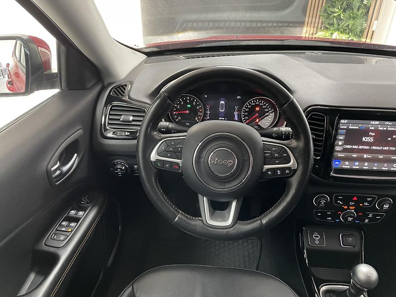 Jeep Compass 1.4 T ČR NAVI  1.MAJ. SERVISKA - fotka 23 z 30