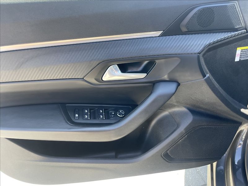 Peugeot 508 2,0 BlueHDi 120kw Aut. Kůže GP - fotka 23 z 29