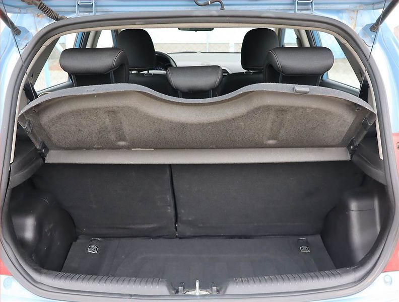 Kia Picanto (2011) 1.0 CVVT, po STK - fotka 13 z 14