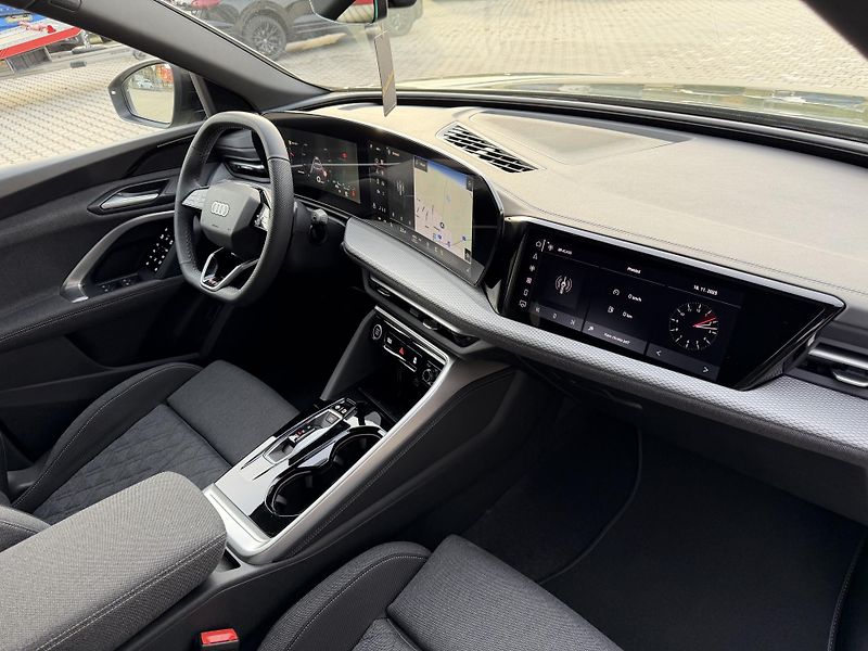 Audi Q5 (2026) TDI 150kW 4X4 S-LINE R20 3D!!! - fotka 35 z 51