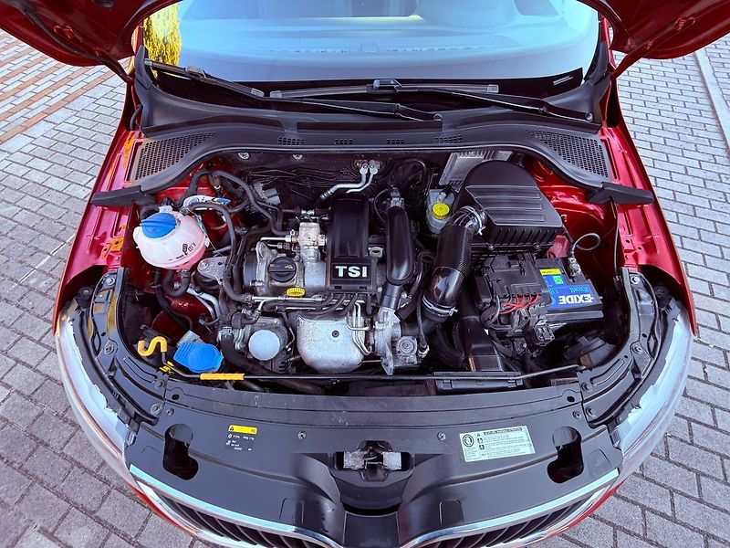 Škoda Rapid 1.2 TSi Ambition Spaceback, Se - fotka 25 z 26