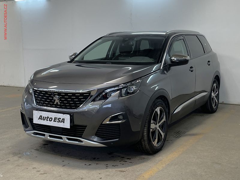Peugeot 5008 (2019) 1.5 HDi, Crossway, LED, panor - fotka 3 z 17